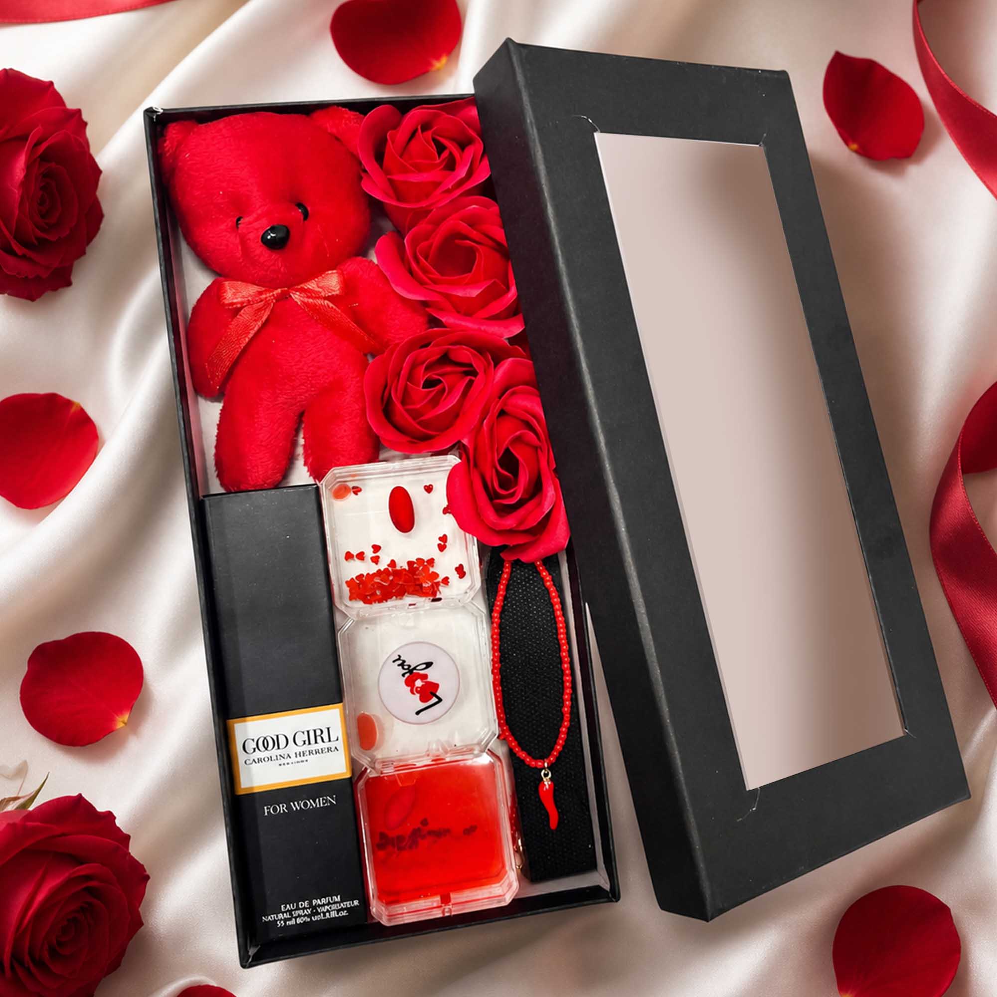 ست هدیه گردنبند فلفل همراه ساعت شنی قلب، عطر و باکس گل معطر