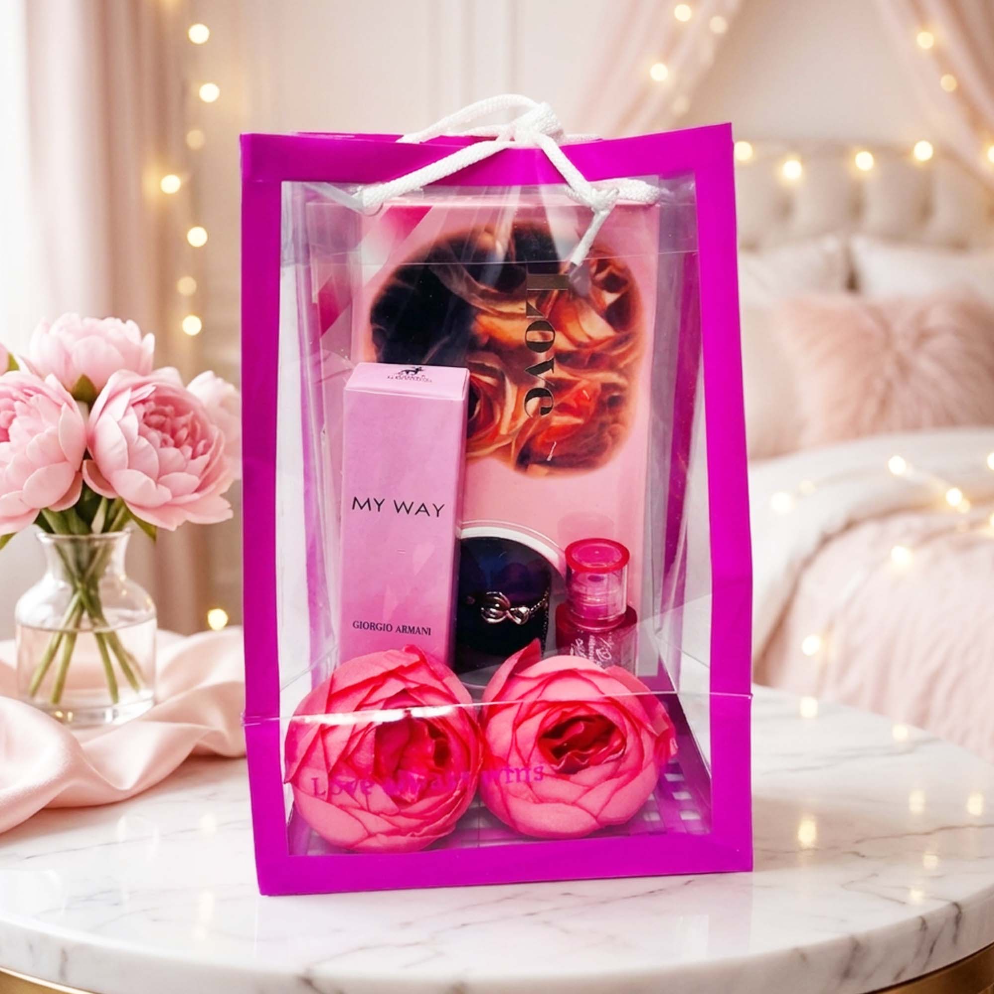 ست هدیه گردنبند مروارید عشق طبیعی همراه عطر مای وی و برق لب باکس گل